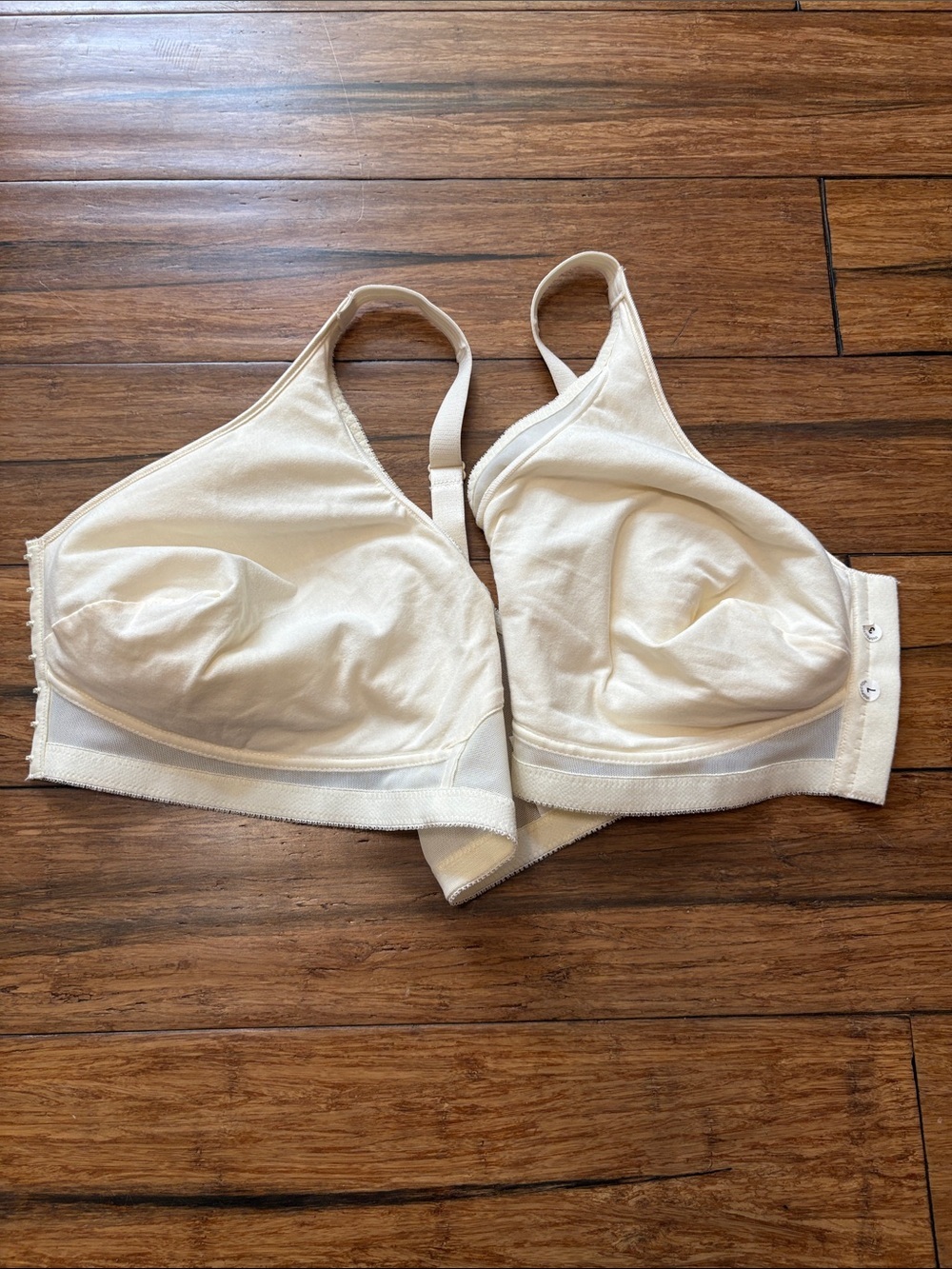 Jodee Mastectomy Bra 46D Style 2580 Beige NWOT - Picture 5 of 7